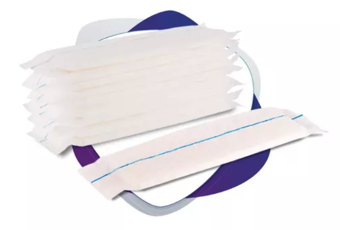Toallas. Para gineco-obstetricia. Rectangulares constituidas por cuatro capas de material absorbente. Desechables. Envase con 100 piezas.